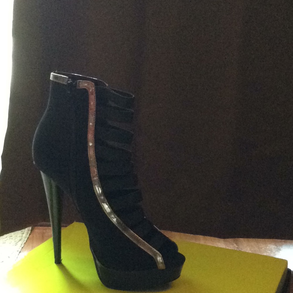 Black heels